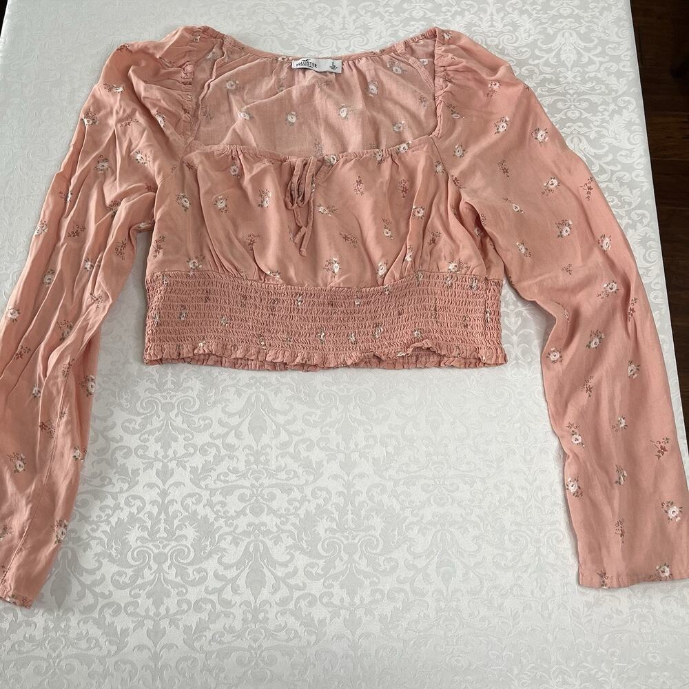 Y2K Hollister Shirt Large Pink Floral Cropped Top Blouse Smocked Renaissance